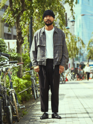 シューズをメインにモノトーンでまとめてみたらすっきり!!