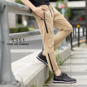 5351POUR LES HOMMES
