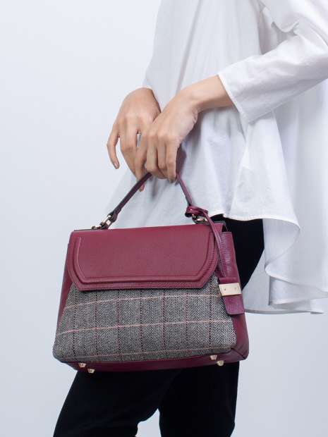 Betty/異素材コンビフラップショルダー | interstaple