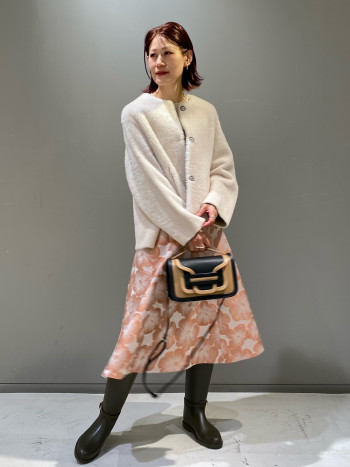 大人フェミニンコーディネート