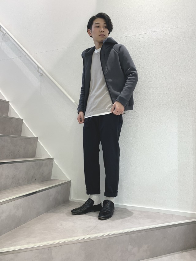 main_img