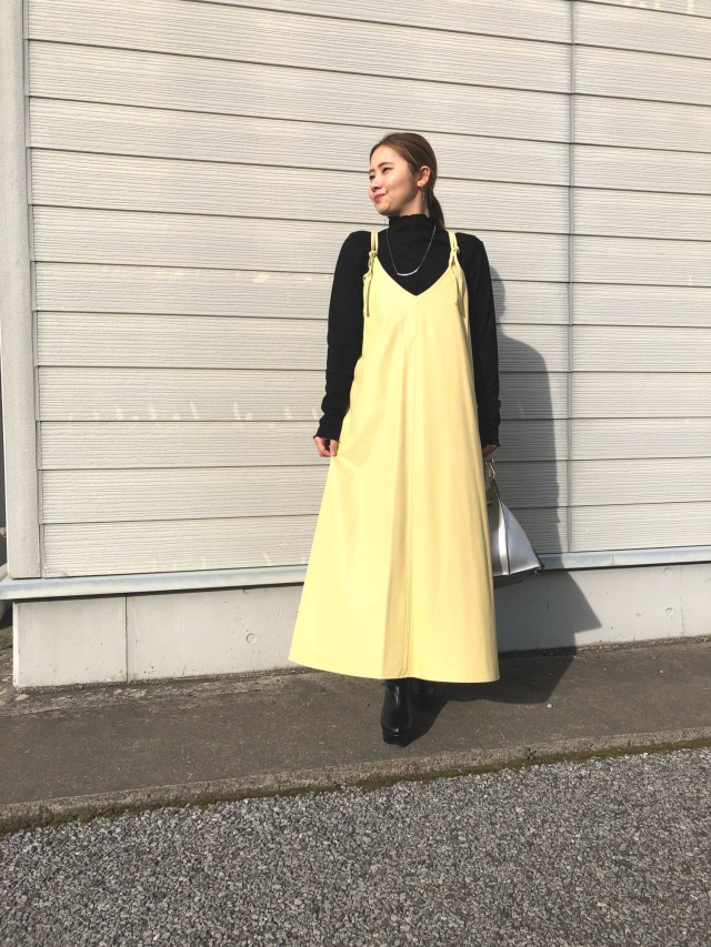 にはフリル】 大人気 styling/ フェイクレザーキャミワンピース