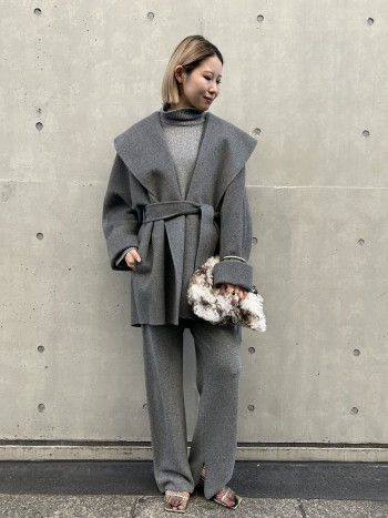 【麻布台ヒルズ】COCUCA カシミヤハーフカラーコート【限定商品】